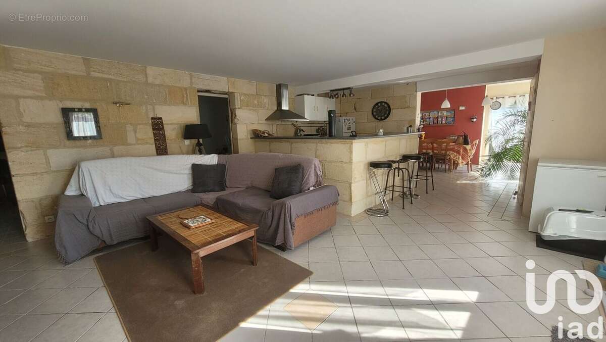 Photo 2 - Maison à COUTRAS