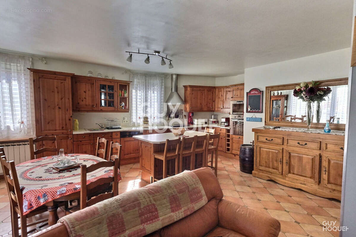 Maison à FLINS-SUR-SEINE