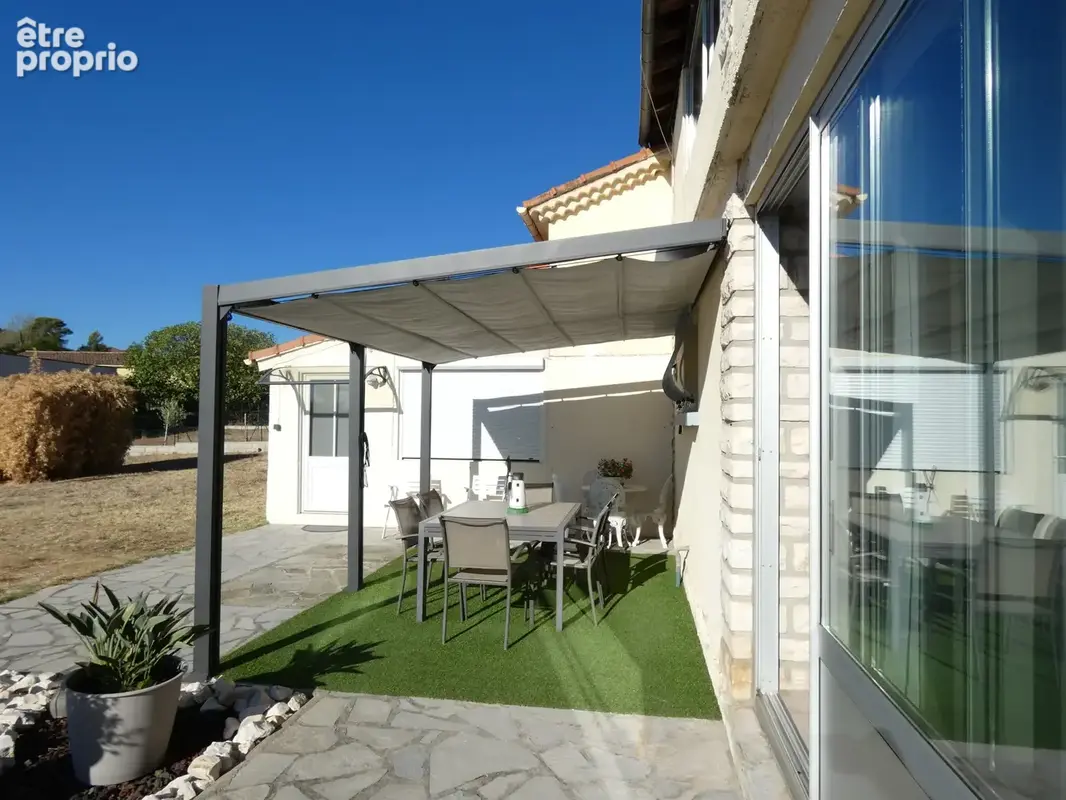Alès , propriété deux logements sur 2200 m2 constructibles - photo 4