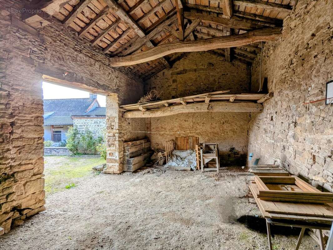 Maison à BERZE-LA-VILLE