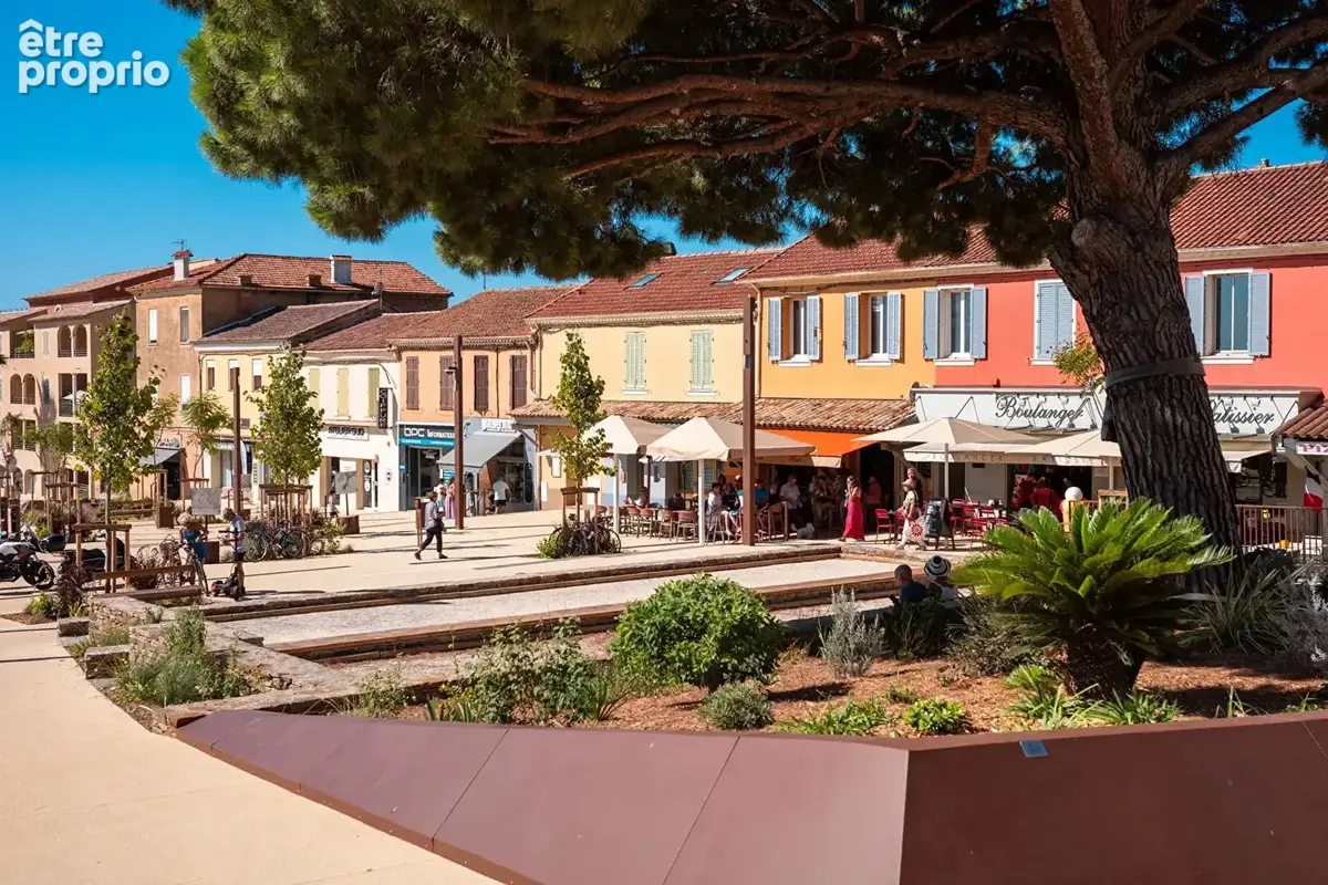 Commerce à BORMES-LES-MIMOSAS
