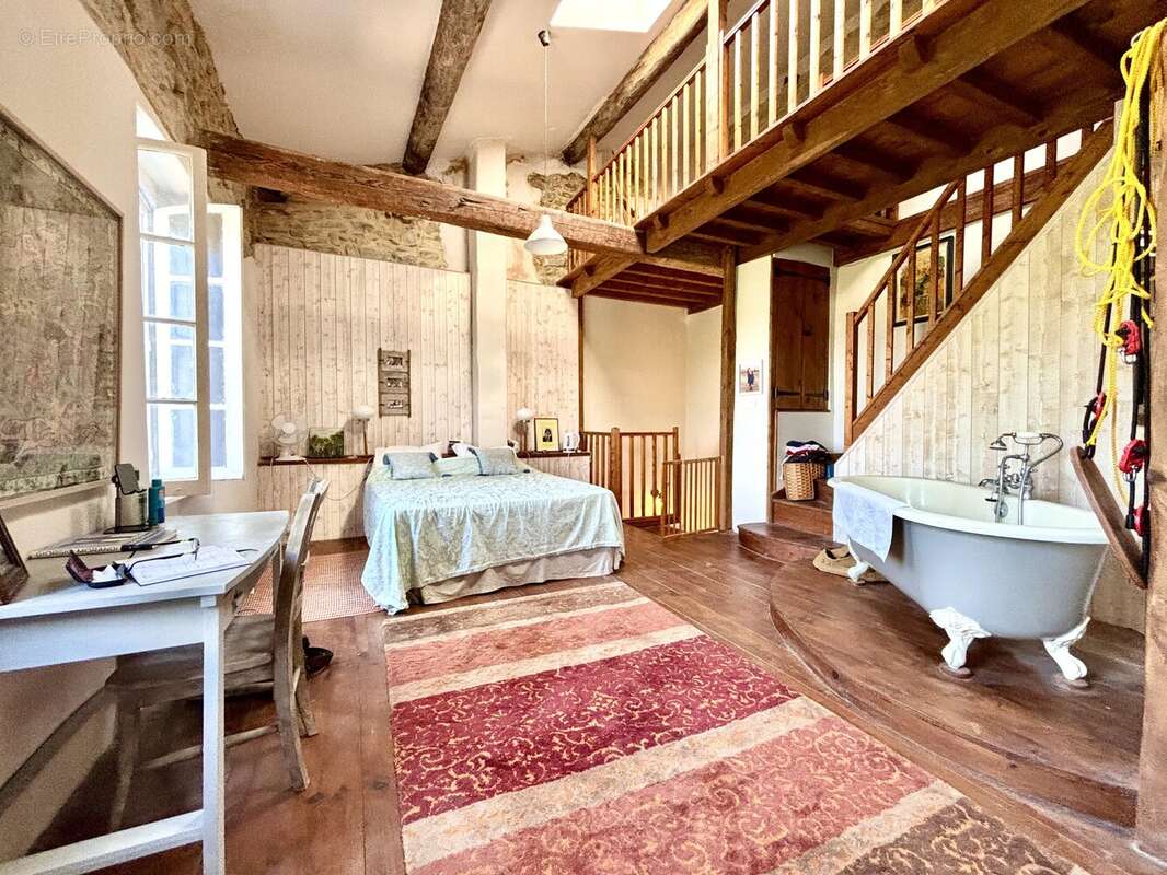 Une oasis privée : une magnifique maison en pierre restaurée au cœur du Minervois - photo 3