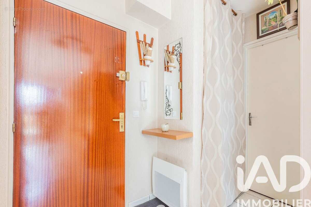 Photo 2 - Appartement à SAVIGNY-SUR-ORGE