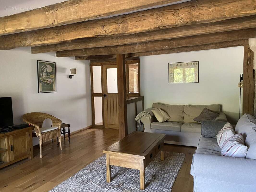 Belle maison de quatre chambres dans un environnement paisible - photo 5