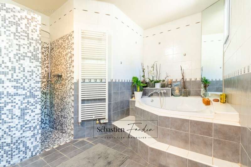 Maison à MARSEILLE-11E