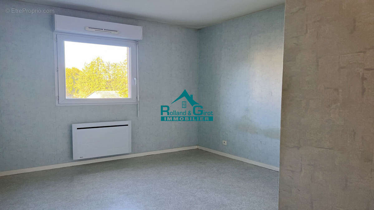 Appartement à SAINT-AUBIN-D'AUBIGNE