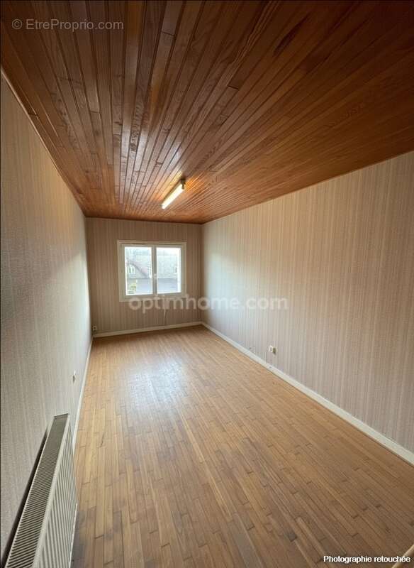 Appartement à SAINT-NICOLAS-DU-PELEM