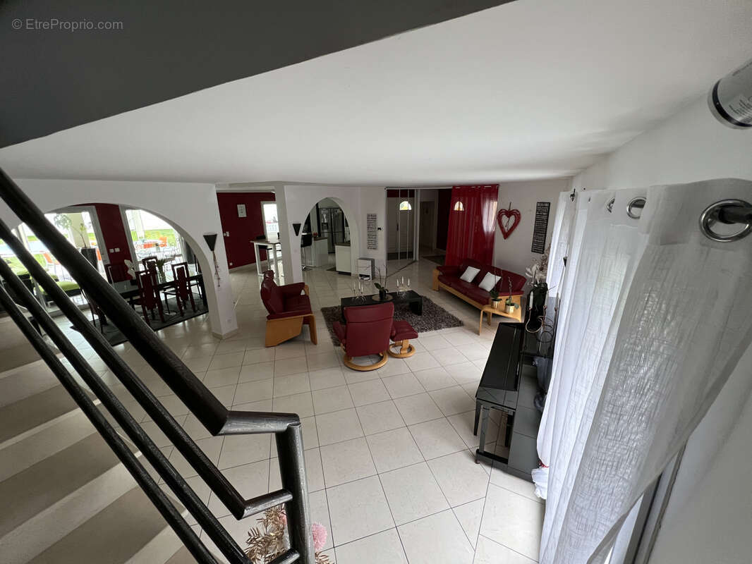Maison à MESNAC