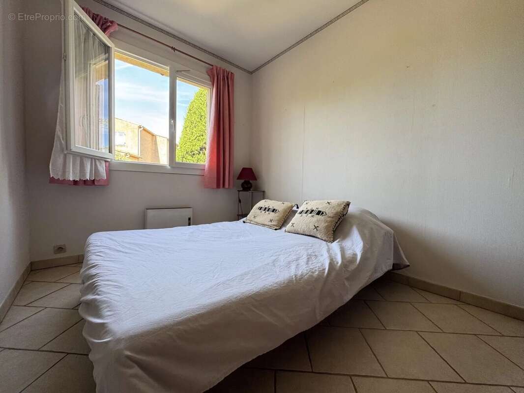 Maison à LA LONDE-LES-MAURES