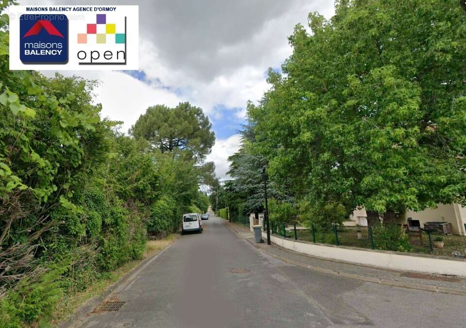 Terrain à BOUTIGNY-SUR-ESSONNE