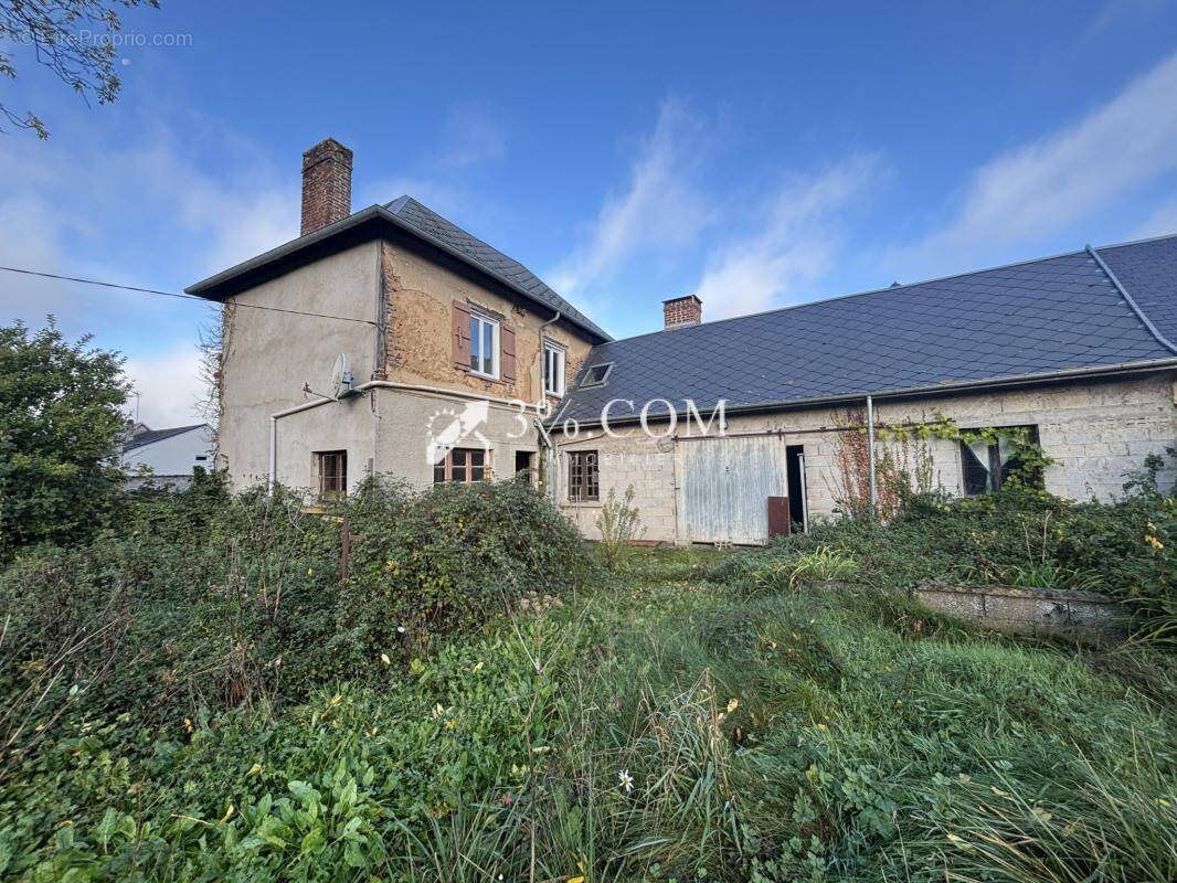 Maison à FEUQUIERES-EN-VIMEU