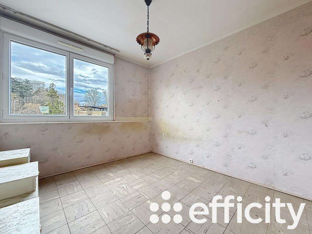 Appartement à LYON-9E