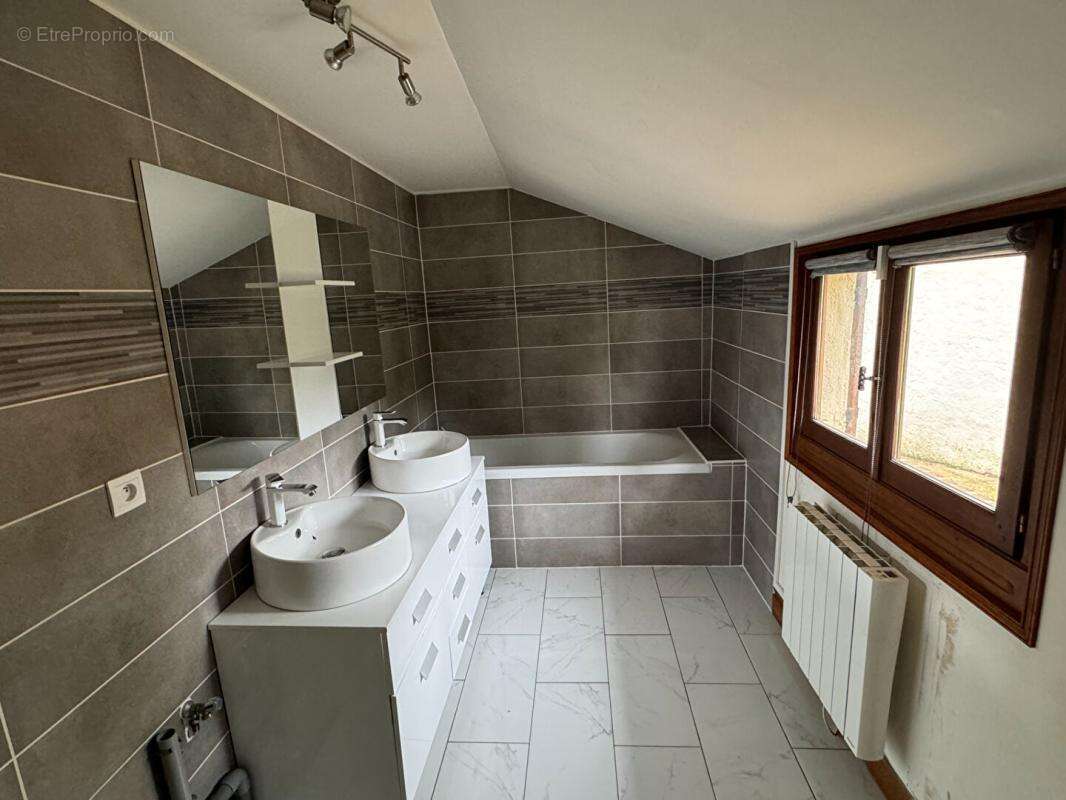 Maison Mesnil Mauger 4 pièce(s) 86 m2 - photo 8