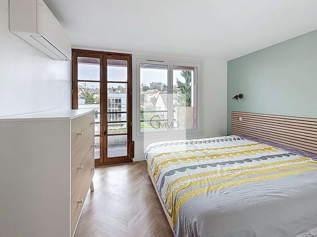 Maison à L'HAY-LES-ROSES