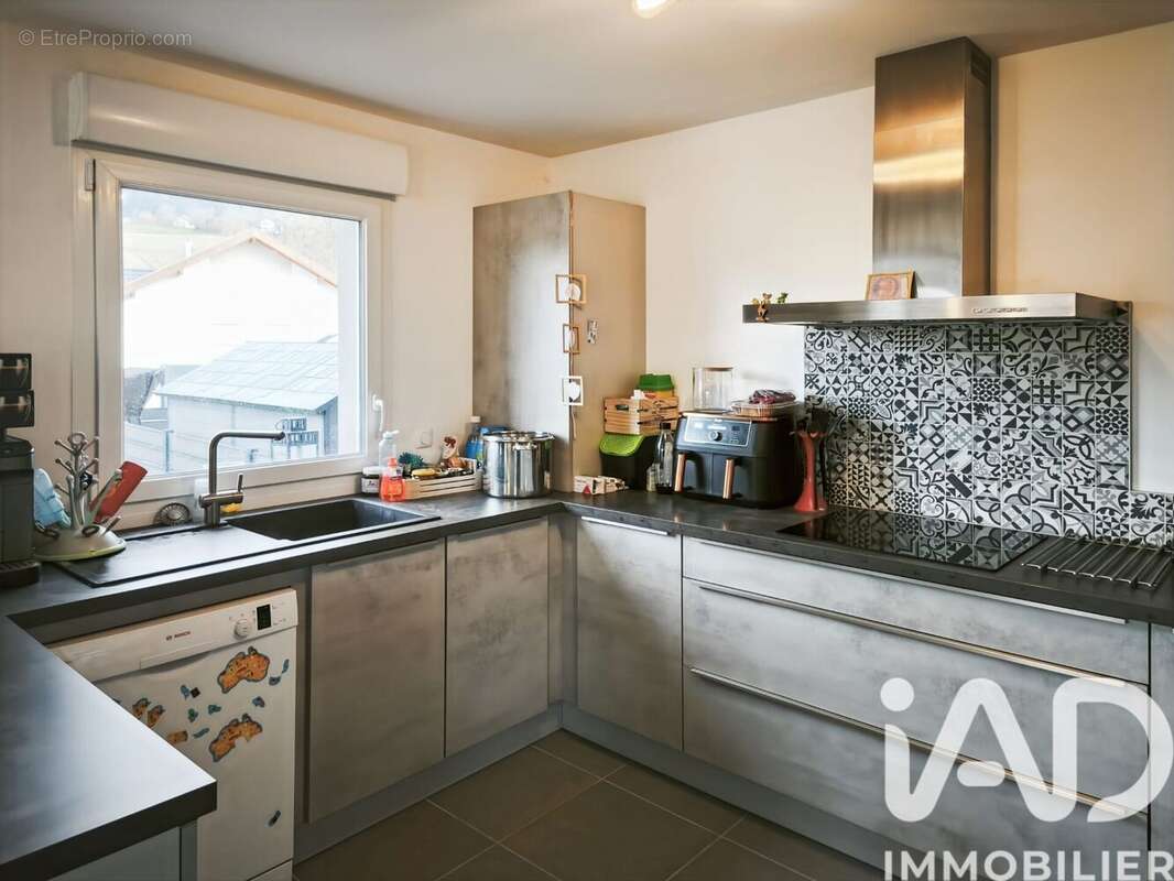 Appartement 90 m² à Alby-Sur-Cheran  - photo 9