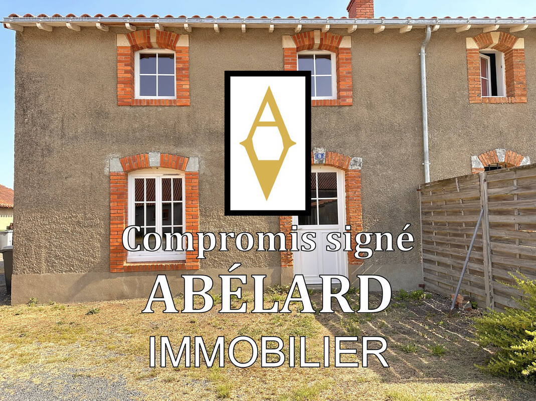 Maison à LA CHAPELLE-HEULIN