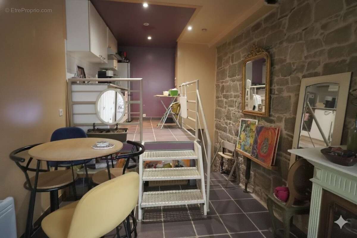 Appartement à ROSTRENEN