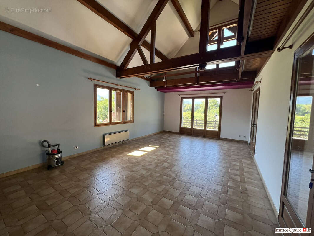 Maison 140 m² à Le Touvet  - photo 6