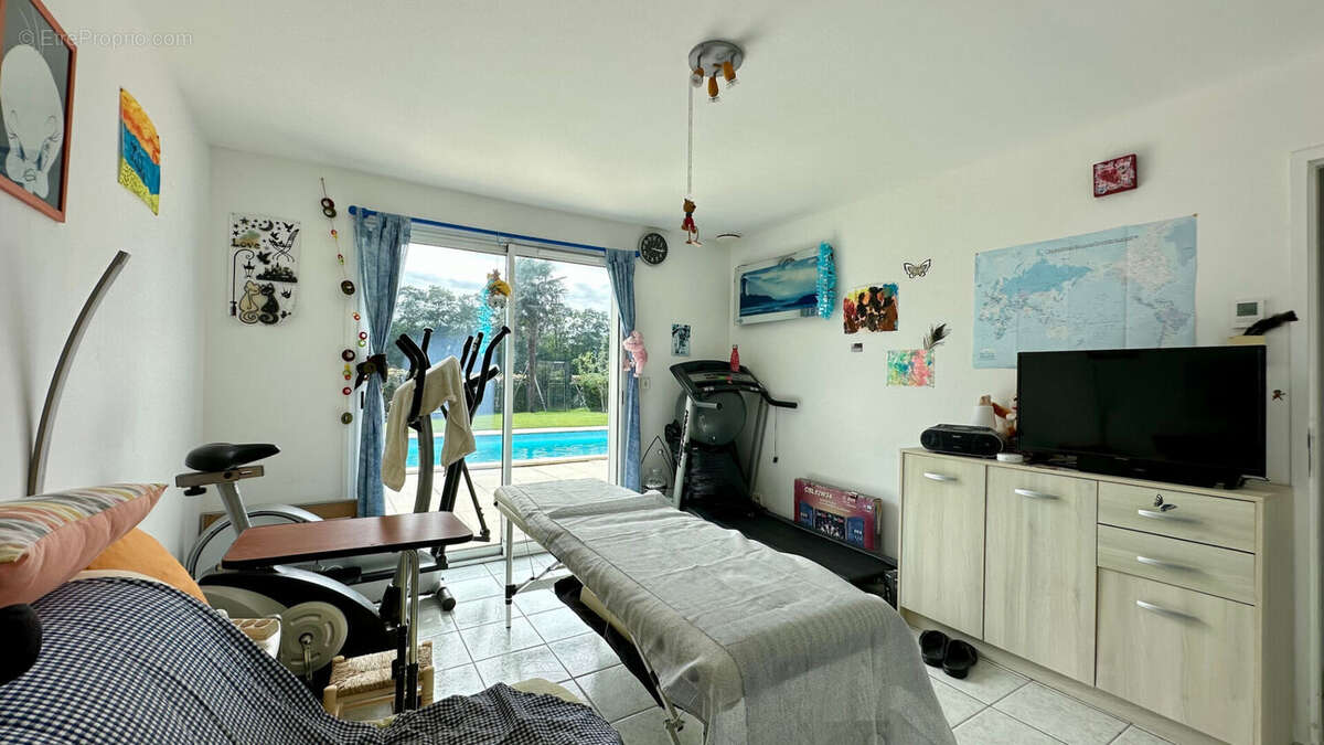 Maison à SAUBRIGUES