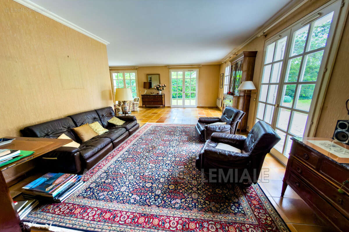 Maison 247 m² à Maisons-Laffitte  - photo 6
