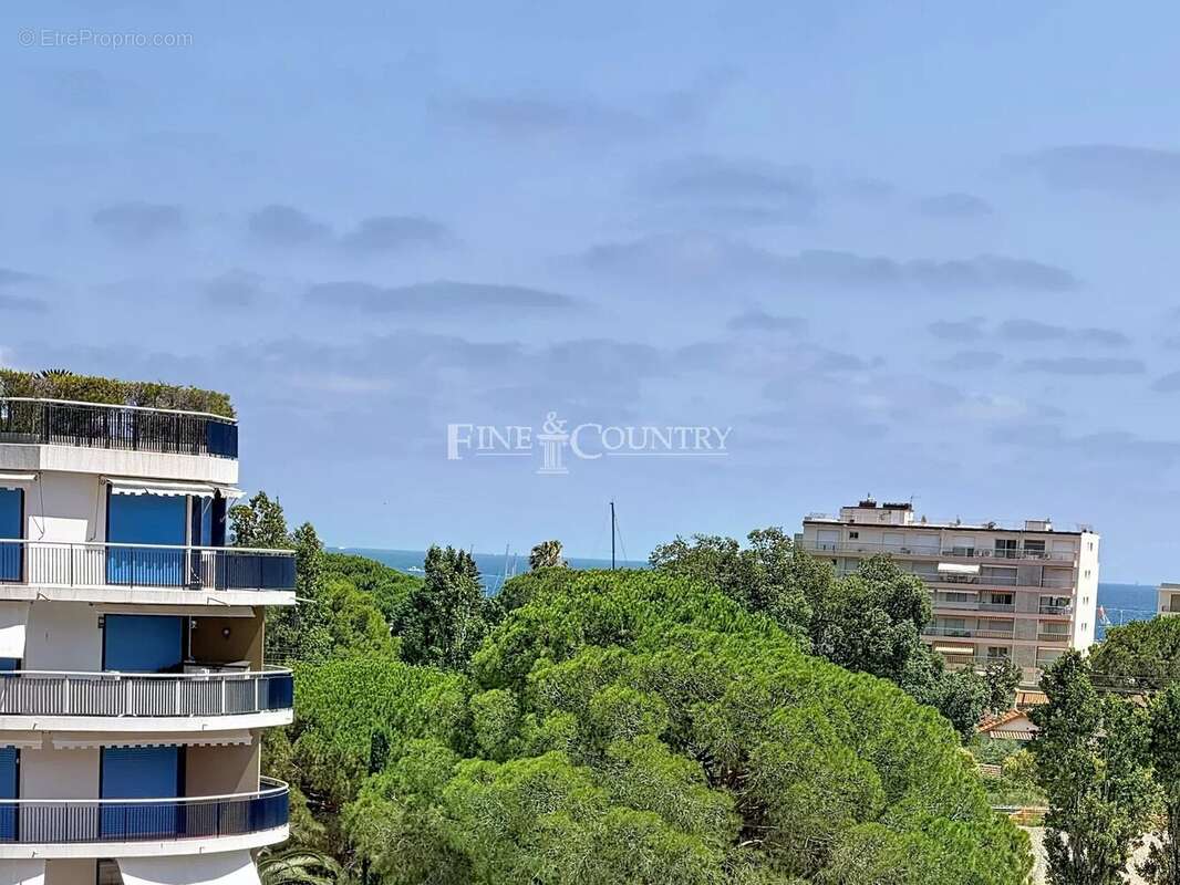 Appartement à MANDELIEU-LA-NAPOULE