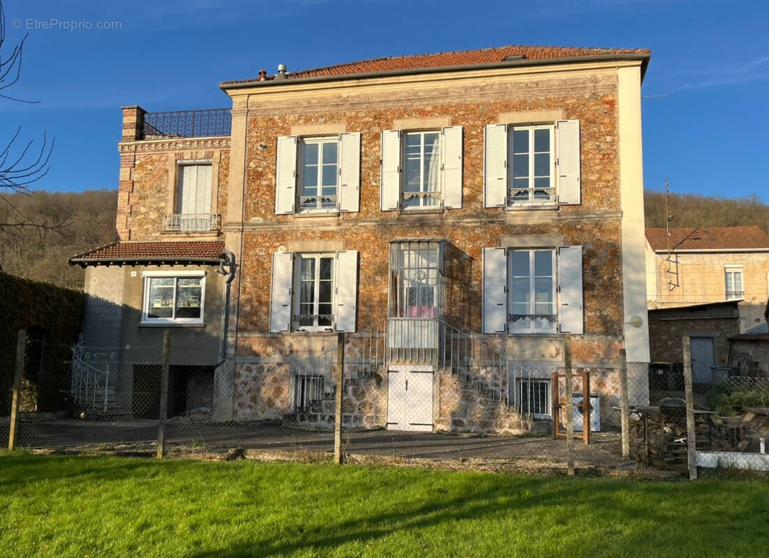 Appartement à LA FERTE-SOUS-JOUARRE
