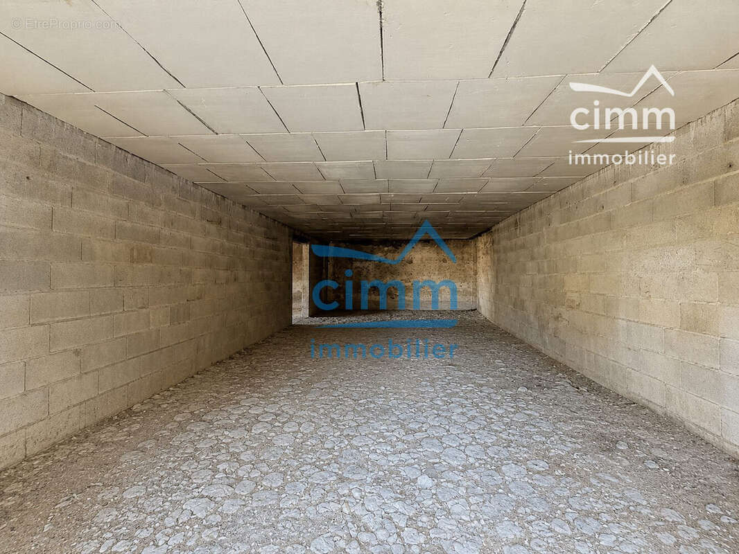 Appartement 474 m² à Sorgues  - photo 7