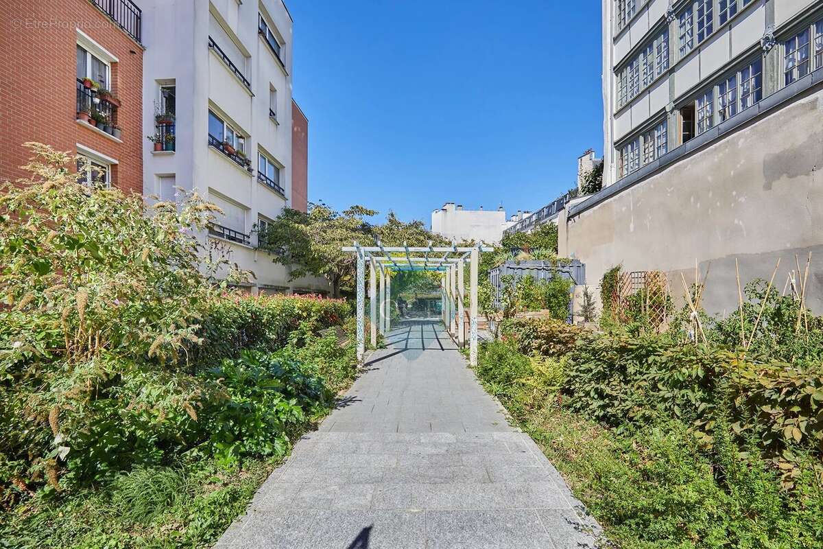 Appartement à PARIS-11E