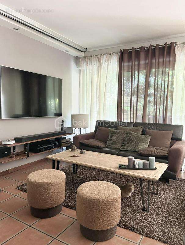 Maison à MERY-SUR-OISE