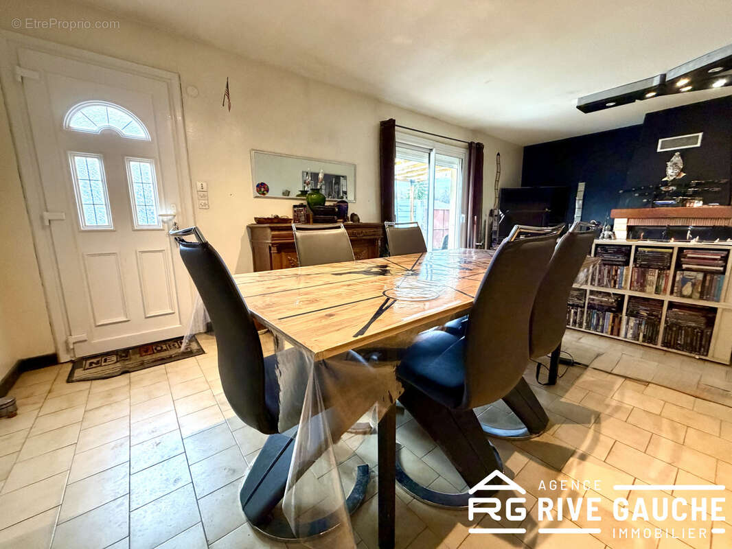 Maison à BOURG-DE-PEAGE