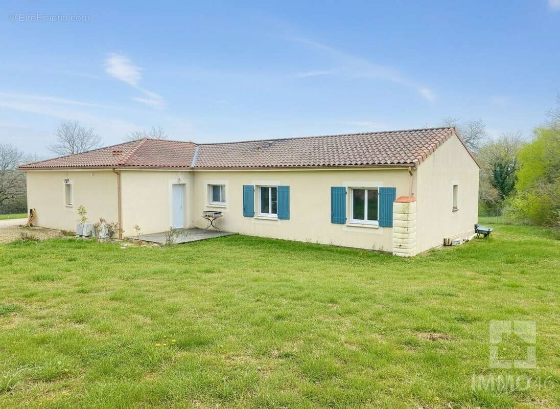 Maison 134 m² à Vers  - photo 8