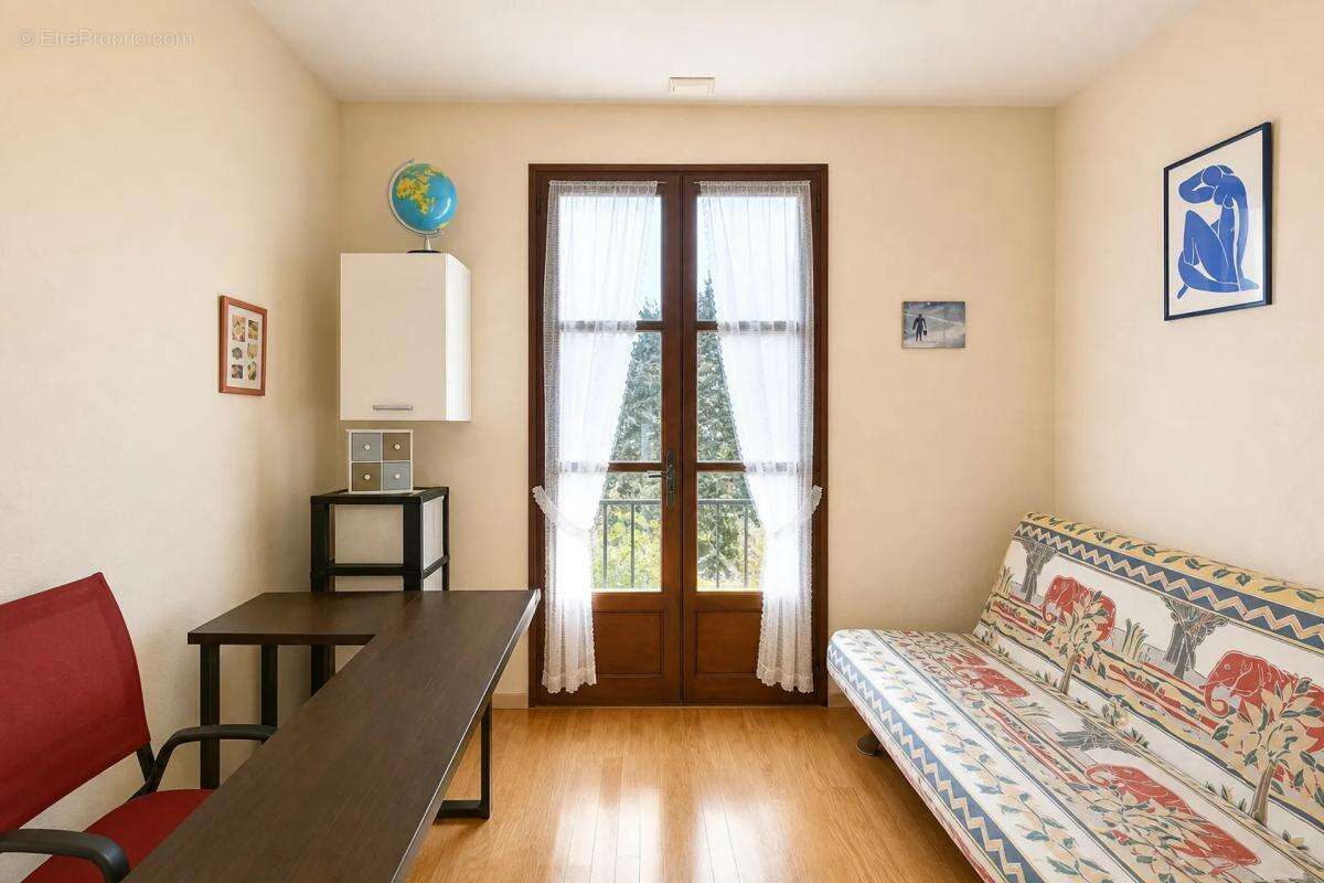 Maison spacieuse avec appartement à Pont-du-Casse - photo 24