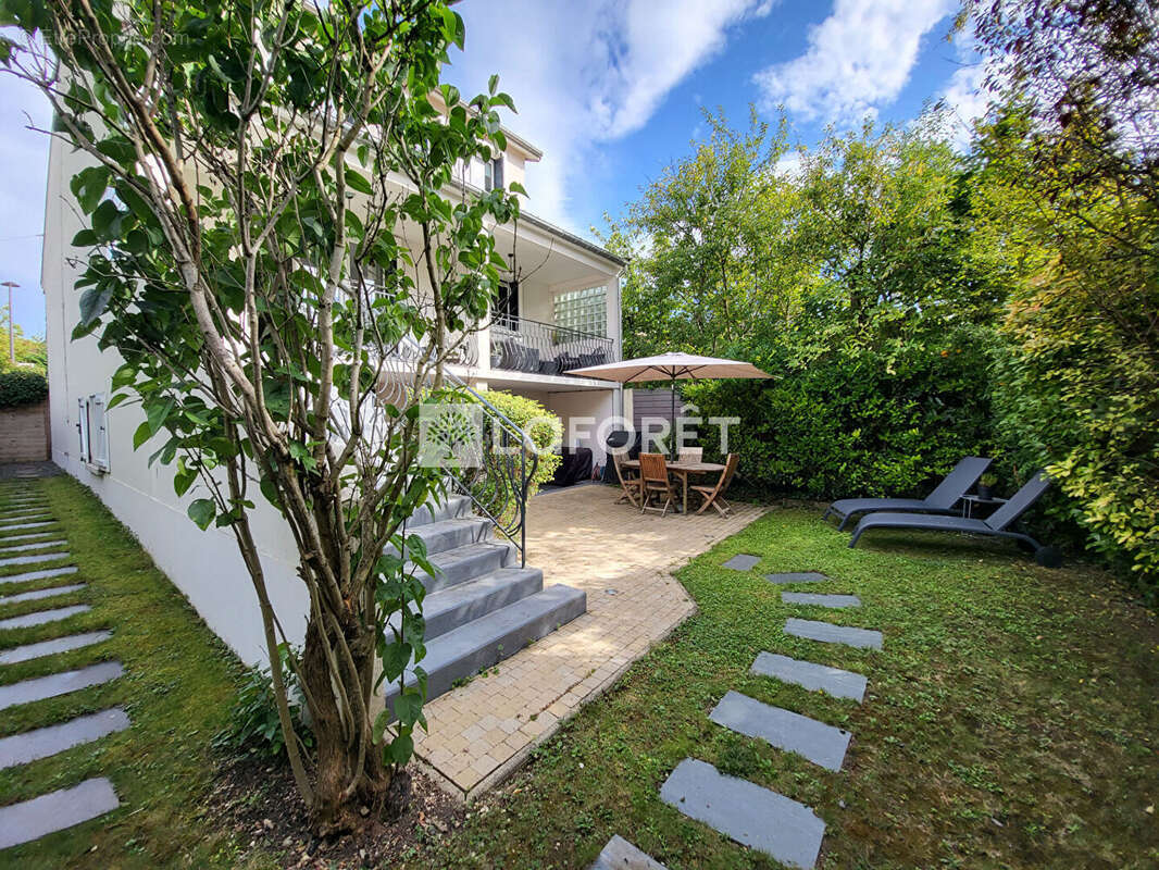 Maison à RUEIL-MALMAISON