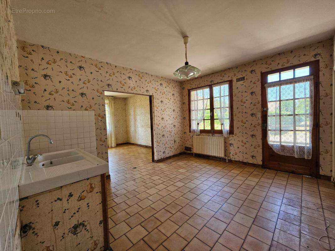 Maison à MAROLLES-LES-BRAULTS