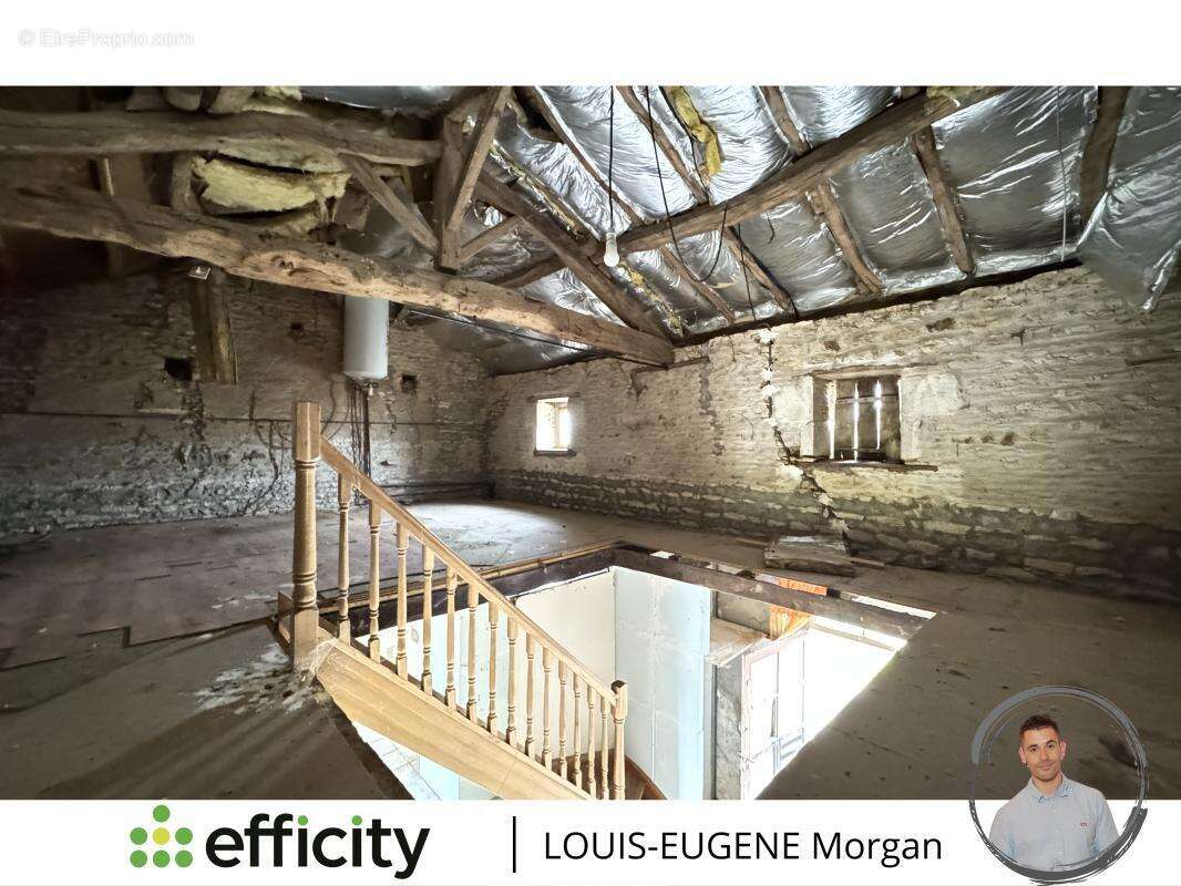 Maison à USSON-DU-POITOU