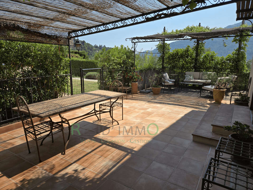 Maison à SAINT-MARTIN-DU-VAR