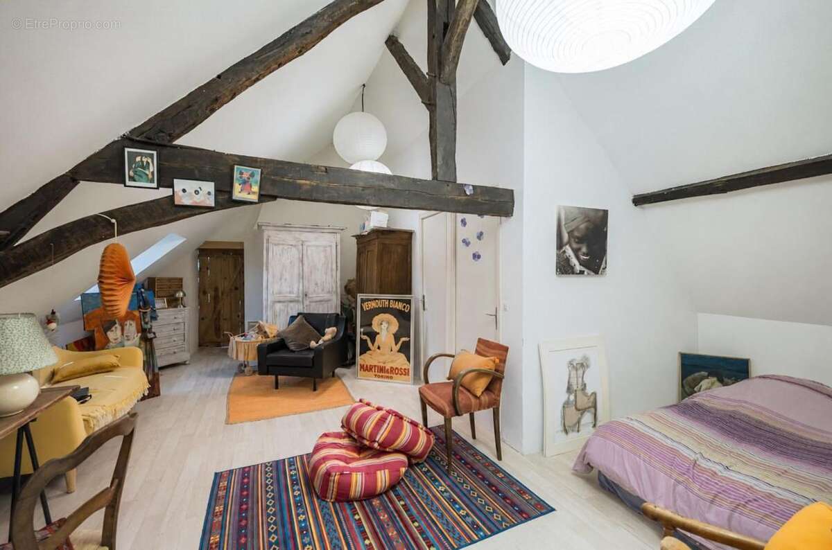 Maison à SAVIGNE-L'EVEQUE