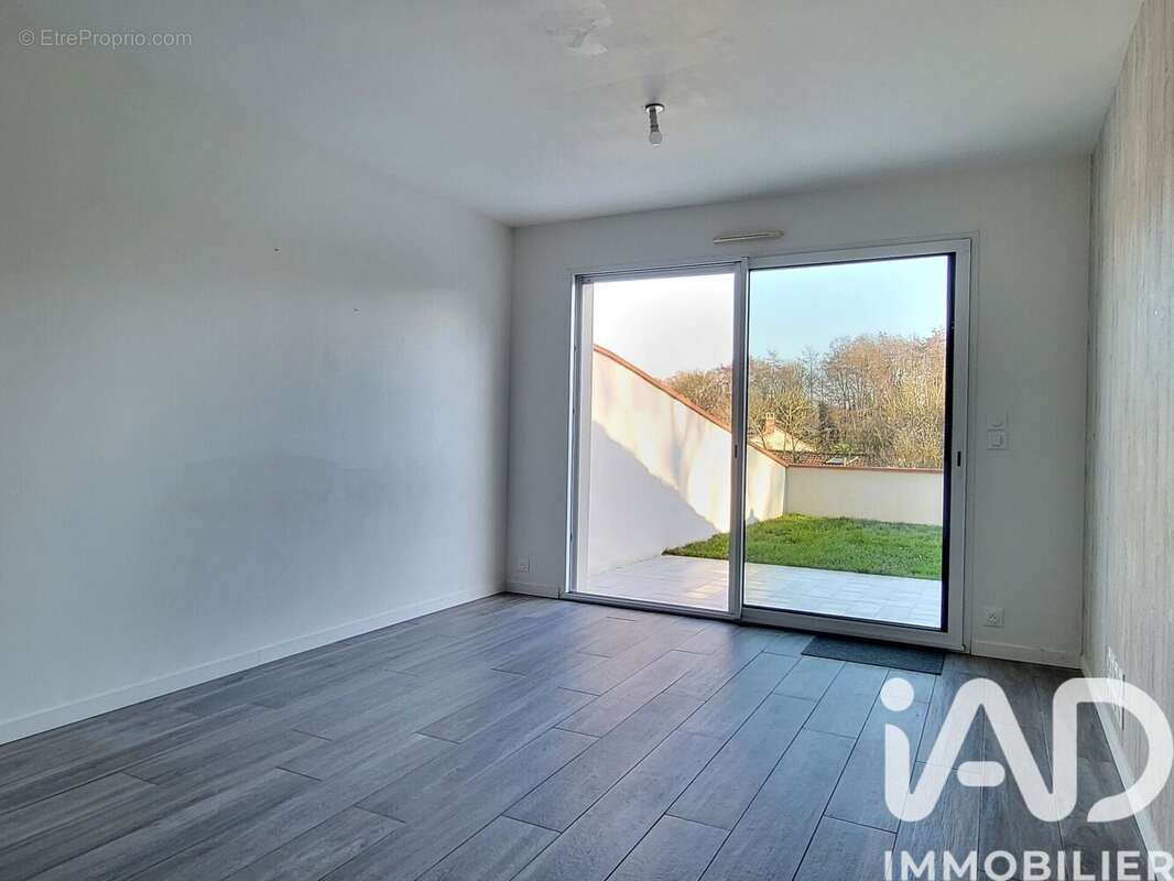 Maison 61 m² à Bouguenais  - photo 4