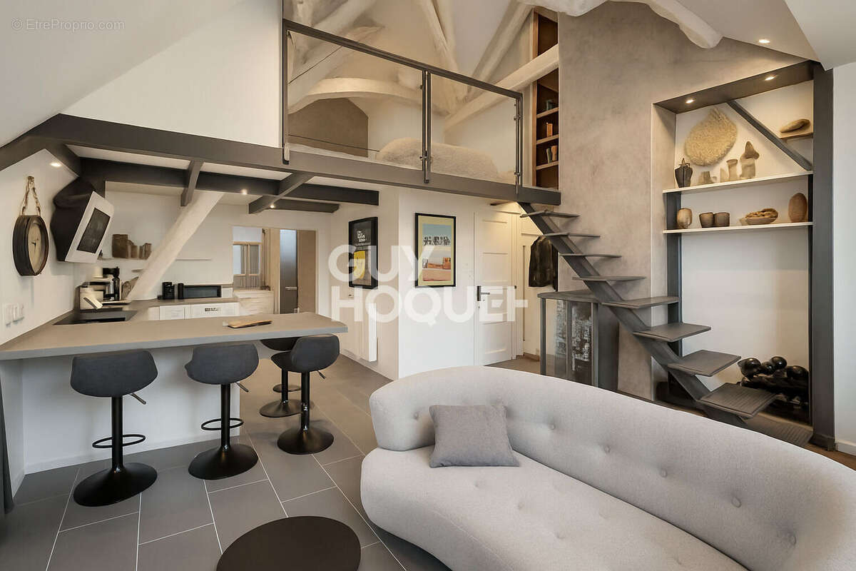 Appartement à TASSIN-LA-DEMI-LUNE