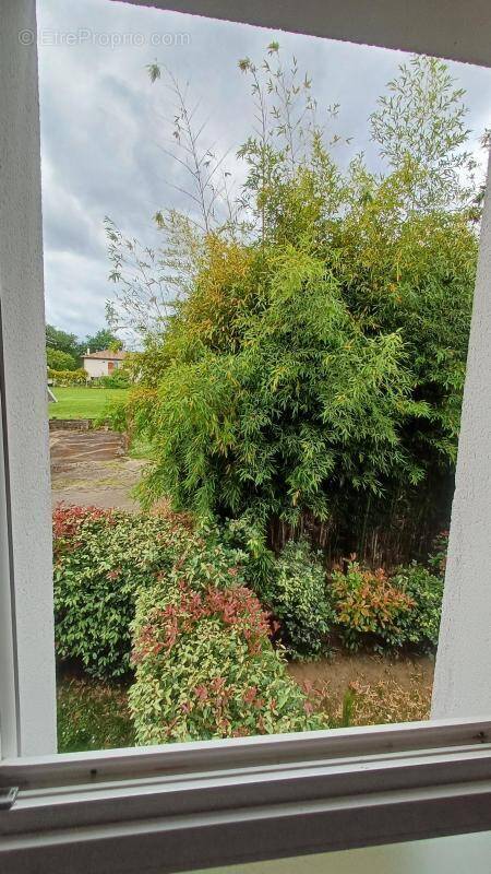 Appartement à POMPIGNAC