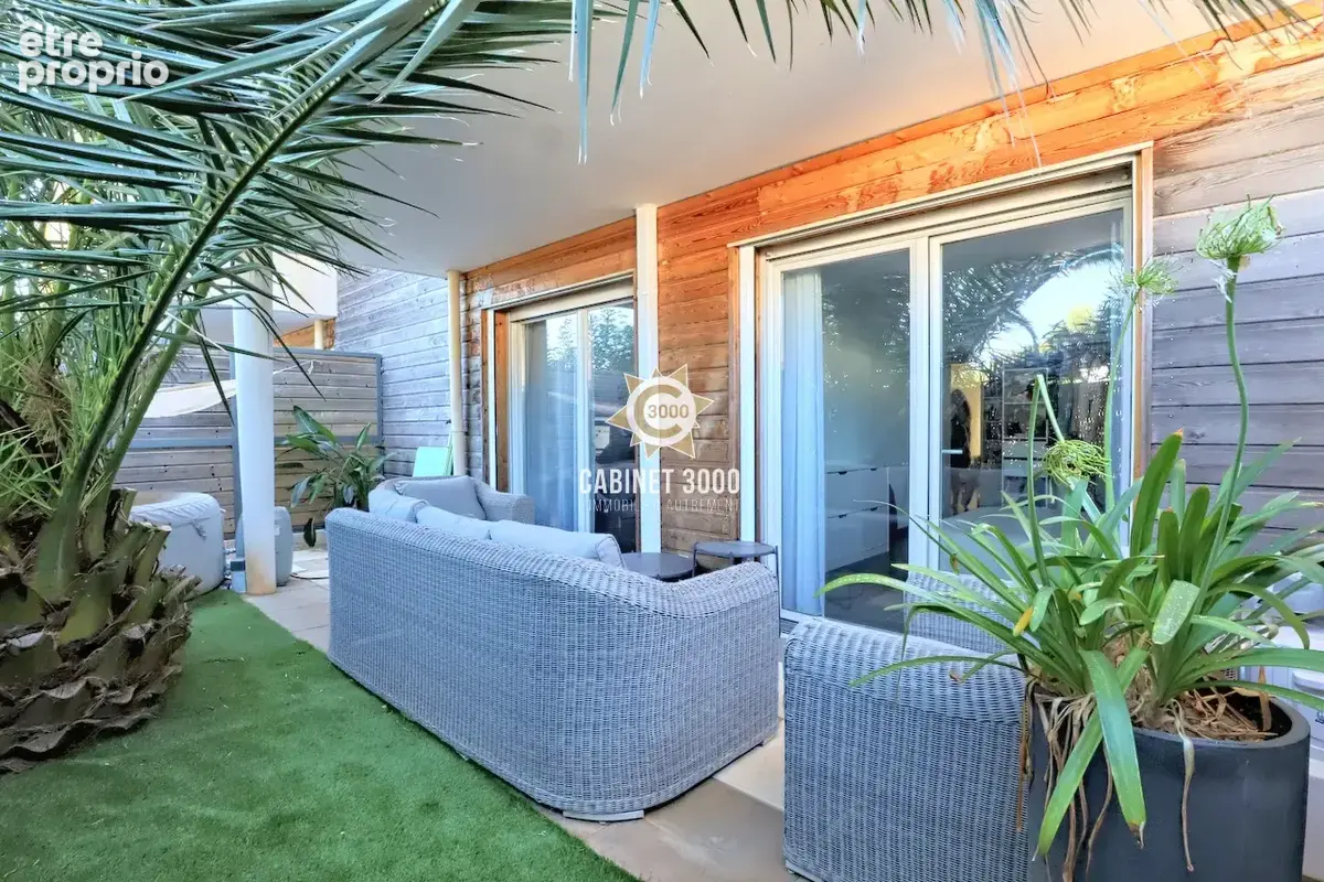 M2329 - CUERS - Pas Redon - Appartement T3 - RDJ - Terrasses - Garage double - photo 8