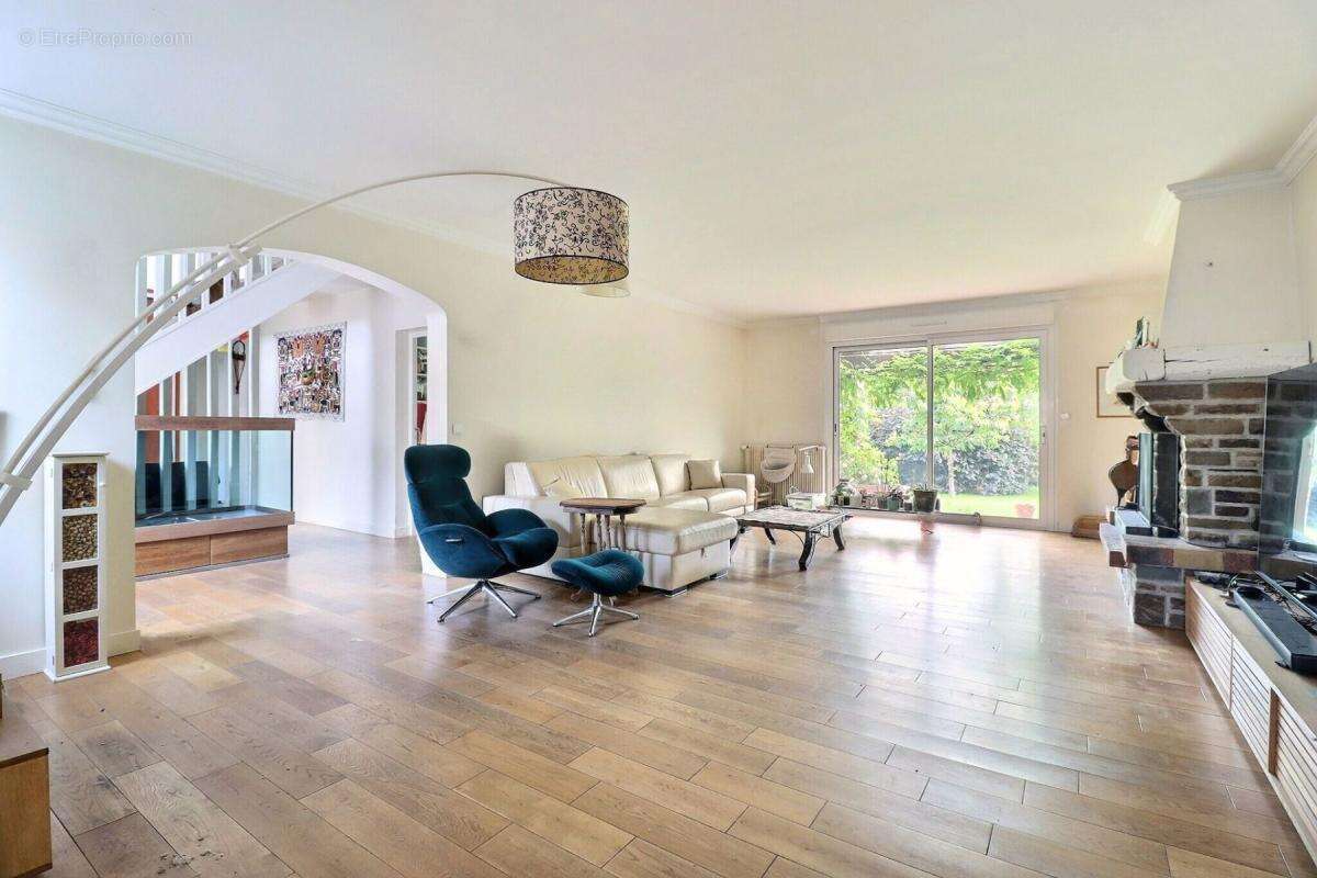 Maison à CROISSY-SUR-SEINE