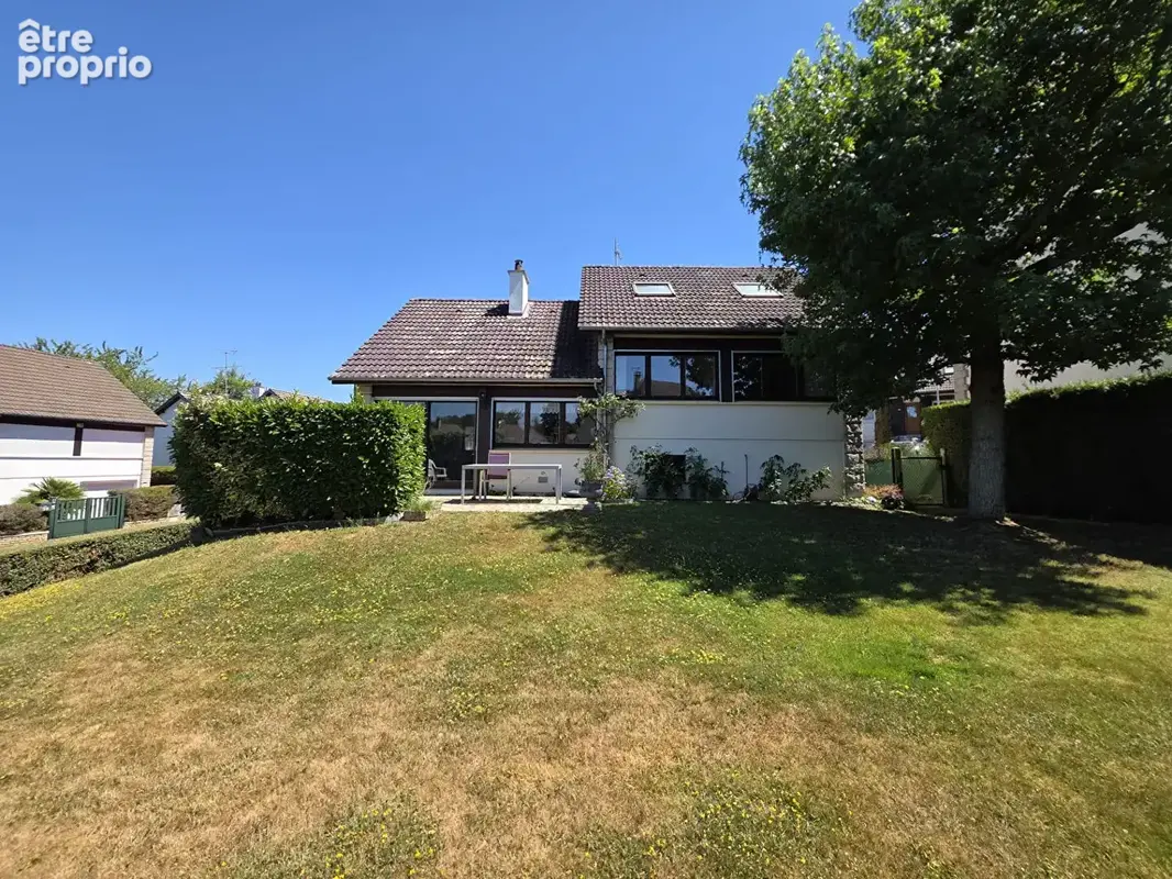 Maison 7 pièces 165m² - photo 2