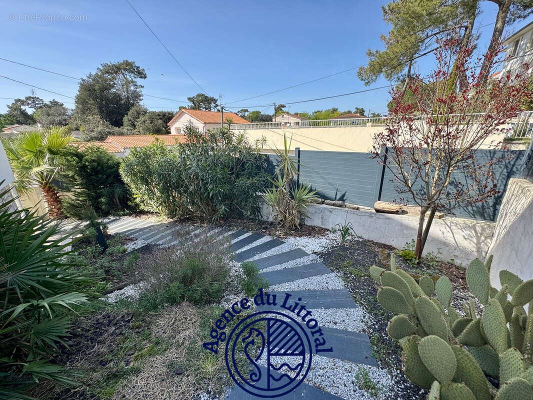 Maison à SAINT-GEORGES-DE-DIDONNE