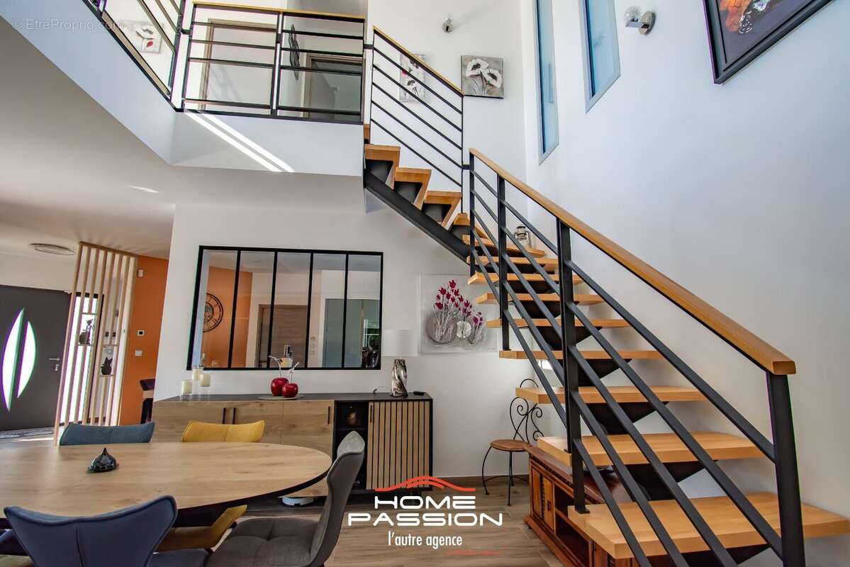 Maison à LES MATHES