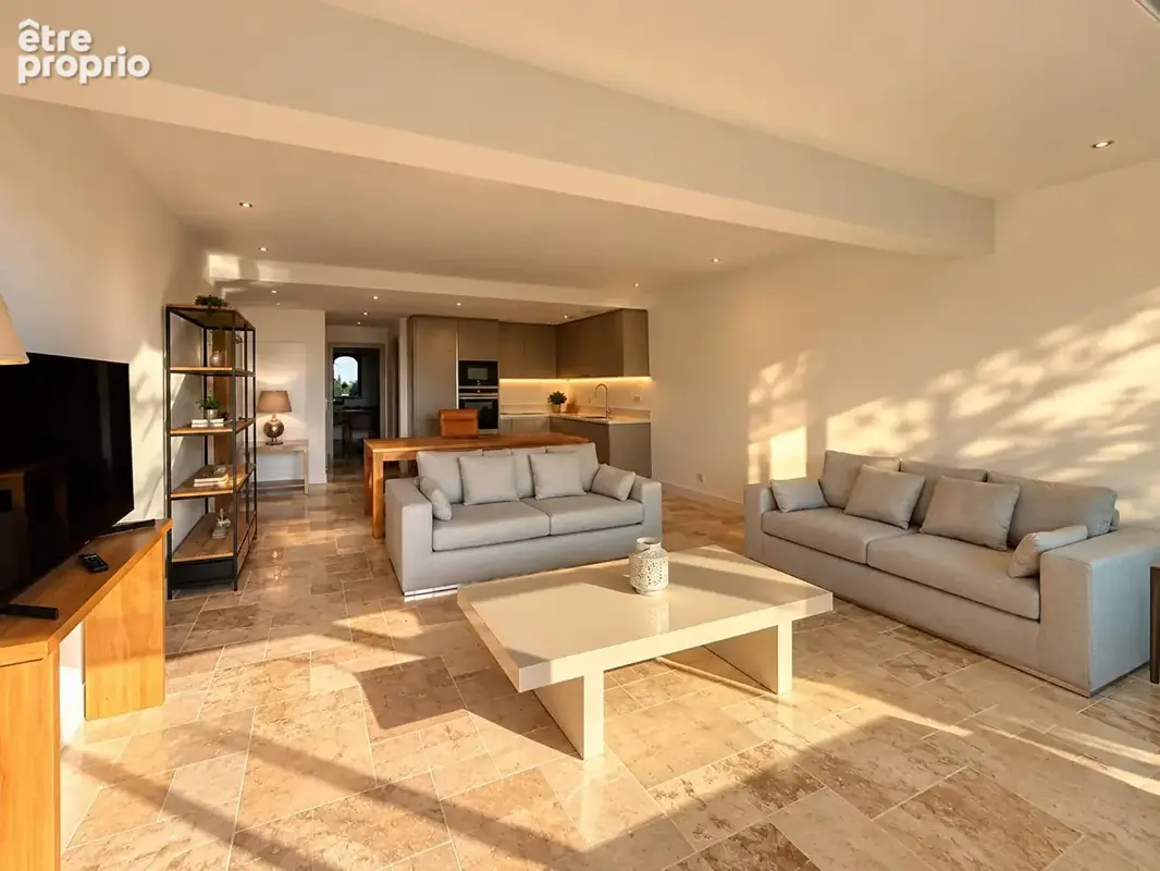 A vendre appartement residence bord de mer, 2 pieces en rez-de-jardin, parking prive aux issambres - photo 3