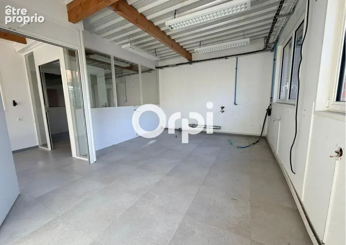 Bien Commercial À Vendre - photo 7