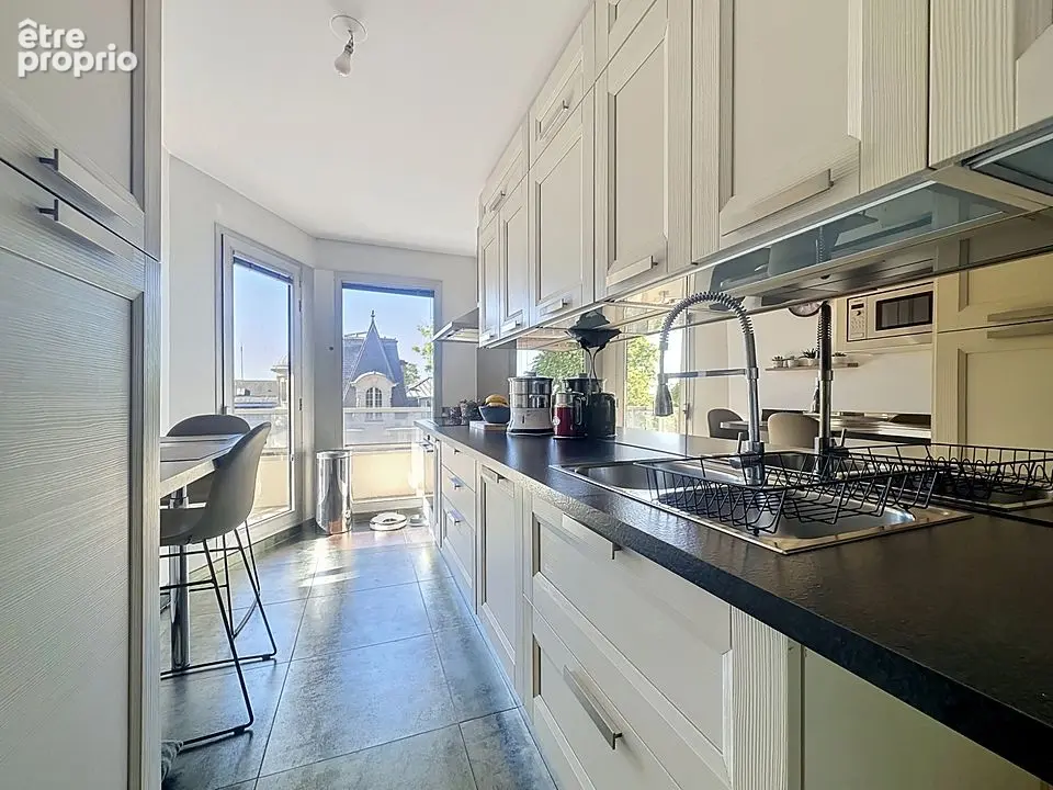 Appartement 4 pièces de 118m2 - CENTRE VILLE - photo 5