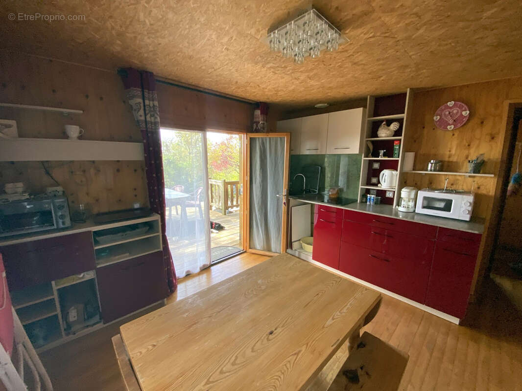 Maison à CRAPONNE-SUR-ARZON