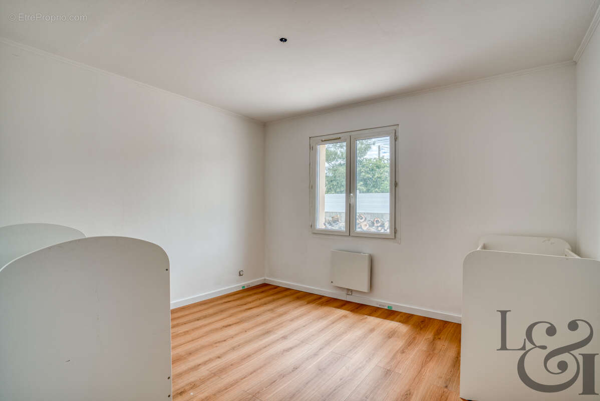 Maison de plain-pied à Sainte-Livrade-sur-Lot (Lot-et-Garonne, 47 ) - photo 7